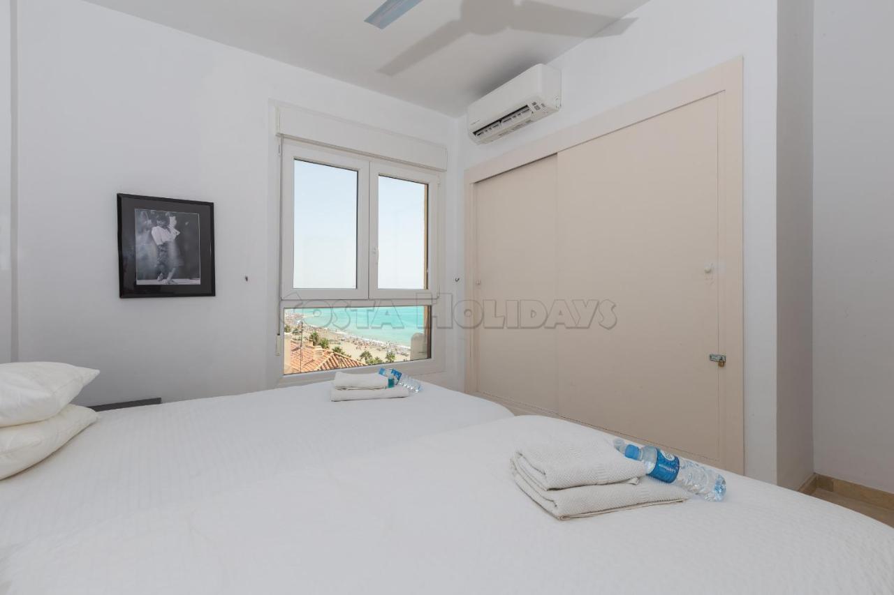 Los Reales 8C Estepona Dış mekan fotoğraf