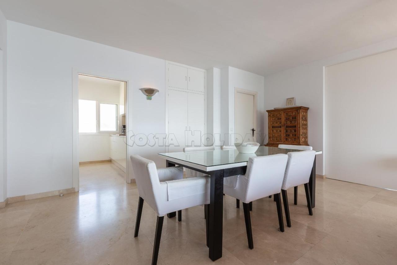 Los Reales 8C Estepona Dış mekan fotoğraf